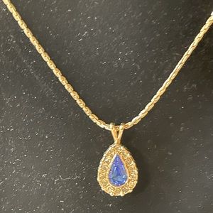 Avon Vintage Pendant with a Sapphire Blue Stone